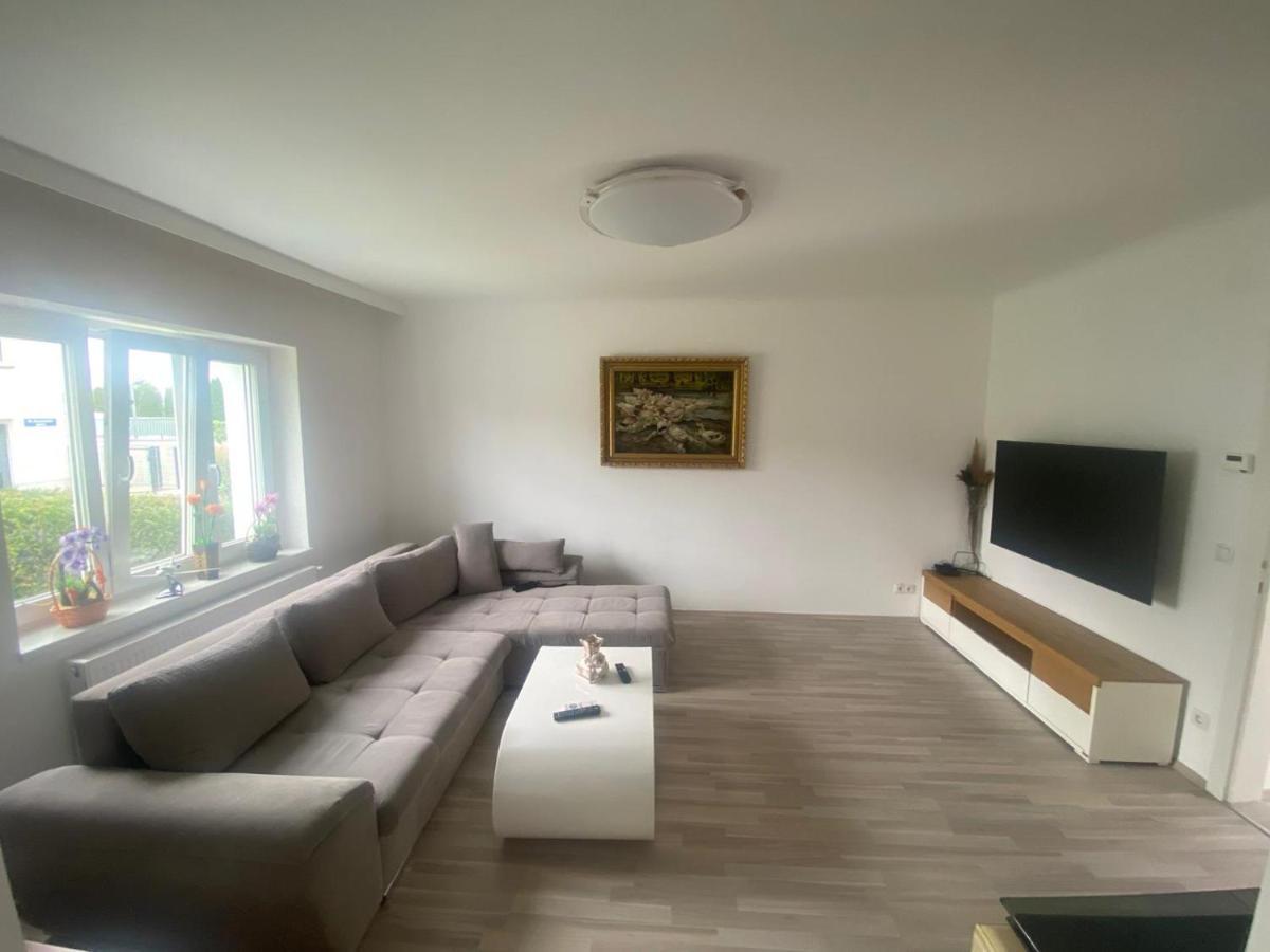 Einfamillienhaus Apartment Rustenfeld ภายนอก รูปภาพ
